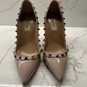 Guaranteed Authentic Valentino Rockstud 100 Patent Pump-Size 35.5/5.5